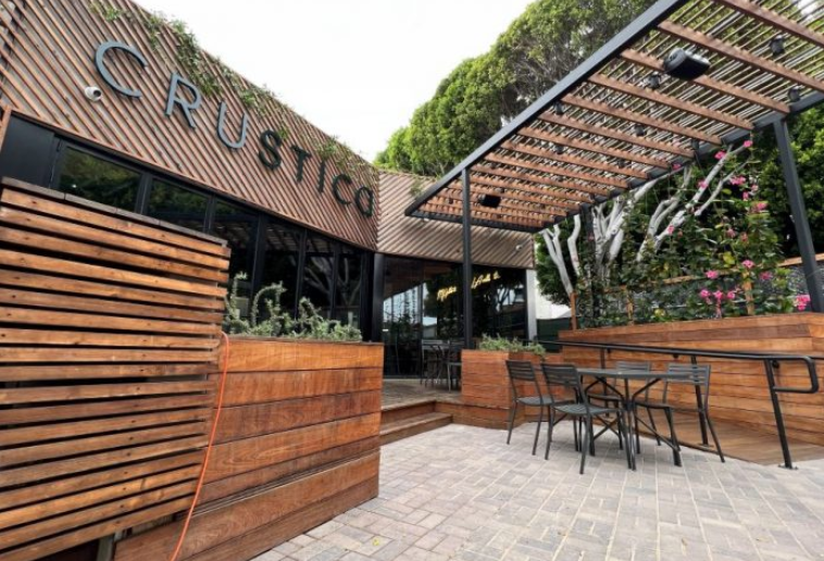 Pizza siêu mỏng như giấy cho những người sợ tăng cân Pizza siêu mỏng như giấy cho những người sợ tăng cân