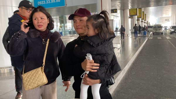 Quang Hải đã về đến Hà Nội, sẵn sàng chinh phục AFF Cup cùng tuyển Việt Nam