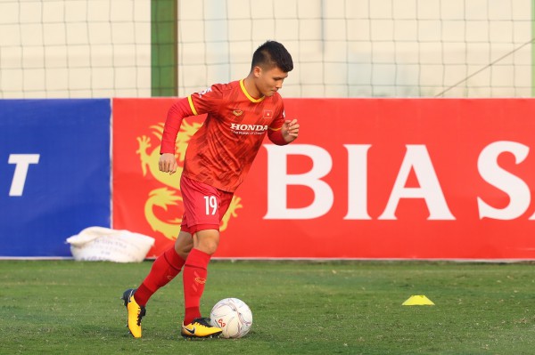 Quang Hải tiết lộ lý do Pau FC đồng ý cho về Việt Nam dự AFF Cup