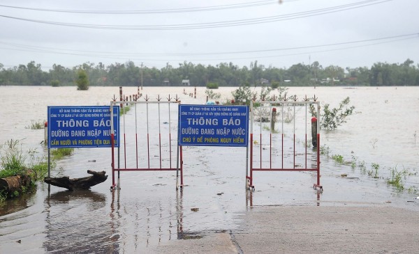 Quảng Nam: Kịp thời cứu sống người đàn ông bị nước lũ cuốn trôi