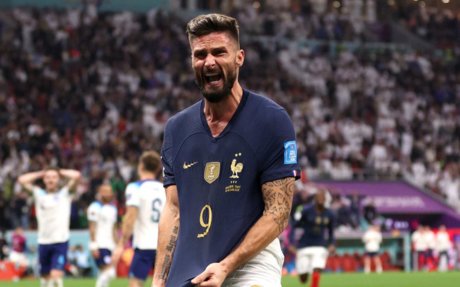 Sao tuyển Pháp "gây bão" với màn đáp trả đồng đội hài hước