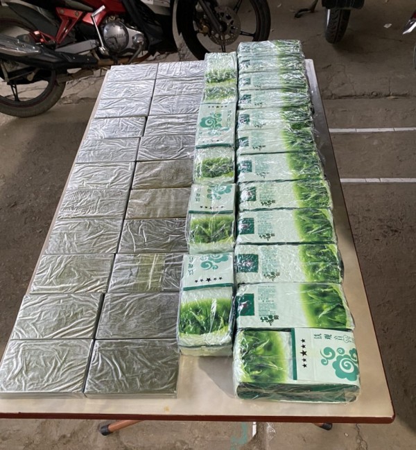 Siết chặt vòng vây truy bắt tên buôn ma túy mang theo súng trốn ở Sơn La