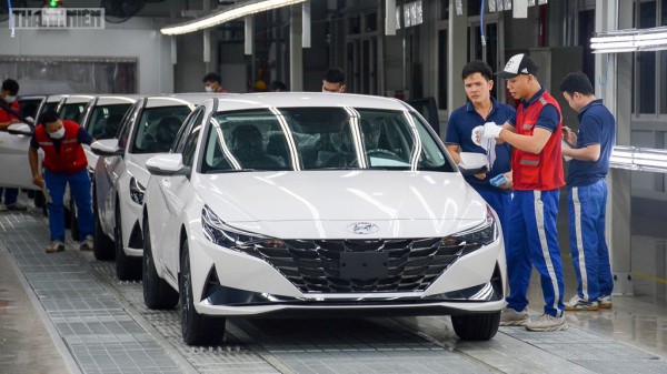 Soi quá trình lắp ráp Hyundai Elantra 2023 tại Việt Nam