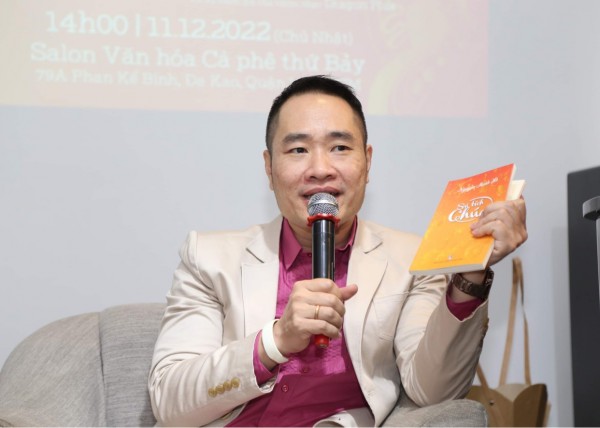 ‘Sự tích Chúa’ của Nguyễn Mạnh Hà ra mắt tại TP.HCM ‘Sự tích Chúa’ của Nguyễn Mạnh Hà ra mắt tại TP.HCM