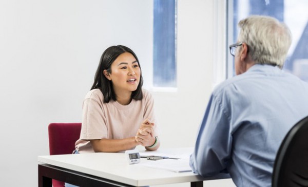 Suất thi IELTS hạn chế, đơn vị tổ chức khuyên gì?