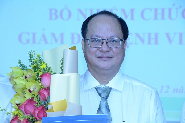 tan-giam-doc-benh-vien-mat-tphcm-ghe-giam-doc-benh-vien-nao-cung-nong