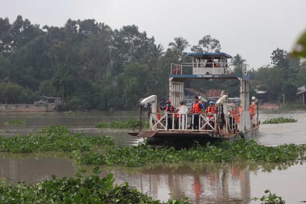 Tây Ninh: Cầu bắc qua sông Vàm Cỏ Đông, phà ngang chỉ còn trong ký ức