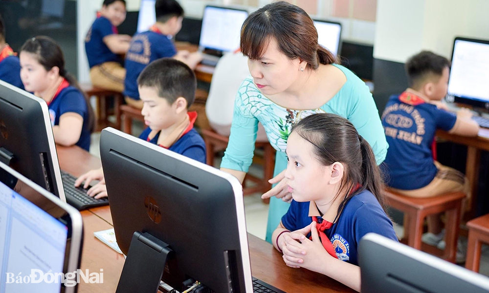 Tết Nguyên Đán 2023: Giáo viên, học sinh Đồng Nai được nghỉ 14 ngày - Ảnh 1.