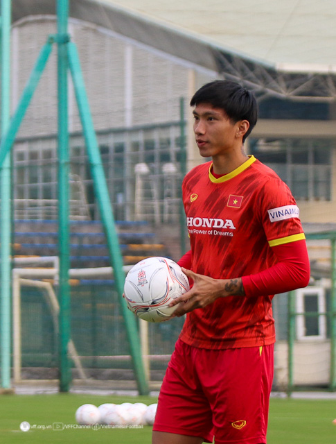 Thầy trò HLV Park Hang Seo hứng khởi trong ngày trở lại Hà Nội tập luyện Thầy trò HLV Park Hang Seo hứng khởi trong ngày trở lại Hà Nội tập luyện