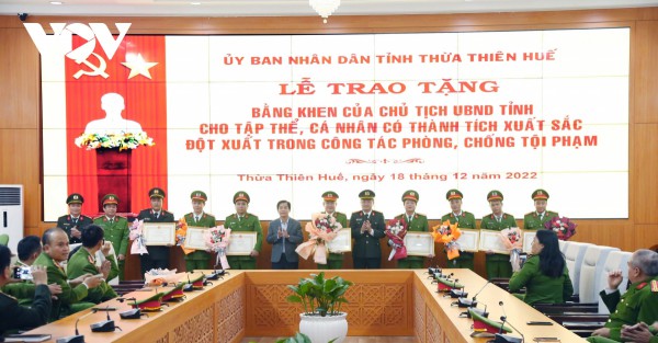 Thưởng nóng tập thể, cá nhân phá thành công chuyên án ma túy