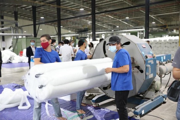 TÌM LỐI RA CHO DỆT MAY: (Bài 4) "Xanh hoá" sản xuất