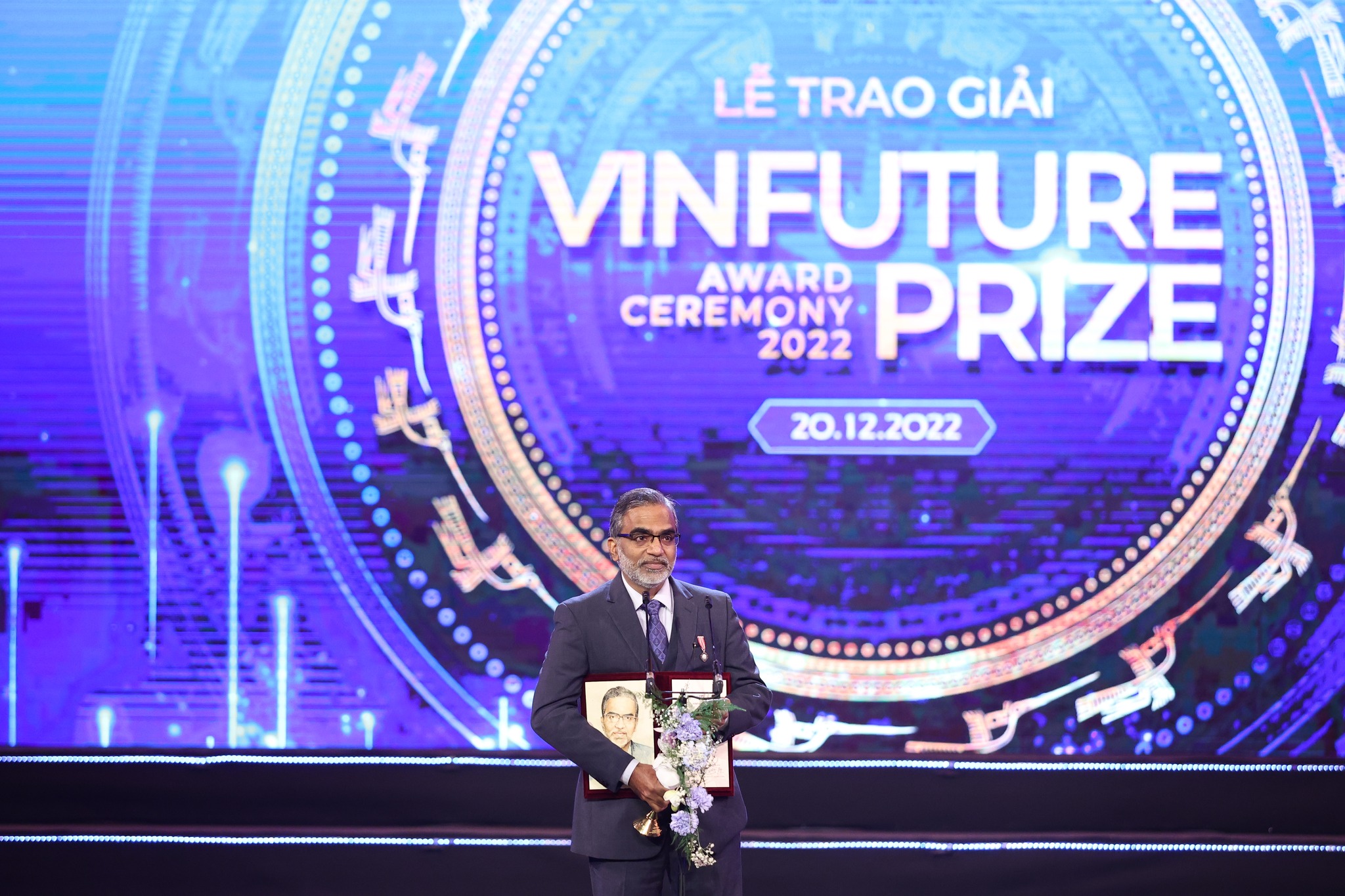 Toàn cảnh lễ trao giải VinFuture 2022