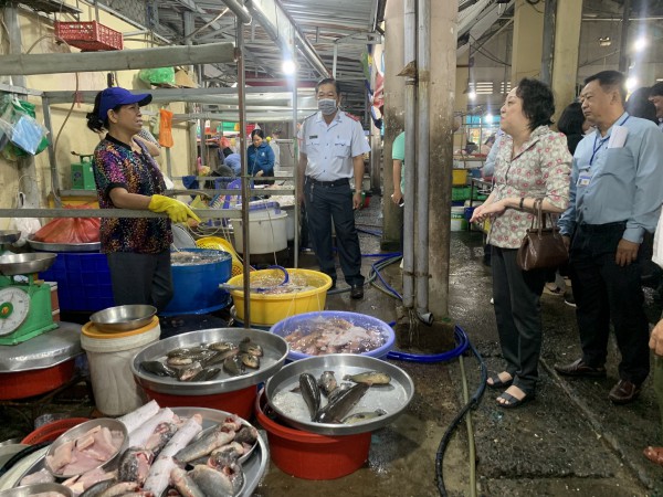 TP.HCM: Kiểm tra các chợ đầu mối, đảm bảo an toàn thực phẩm dịp Tết Nguyên đán 2023