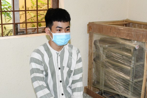 Trà Vinh: Tạm giữ hình sự 2 nghi phạm cướp giật giỏ xách của phụ nữ