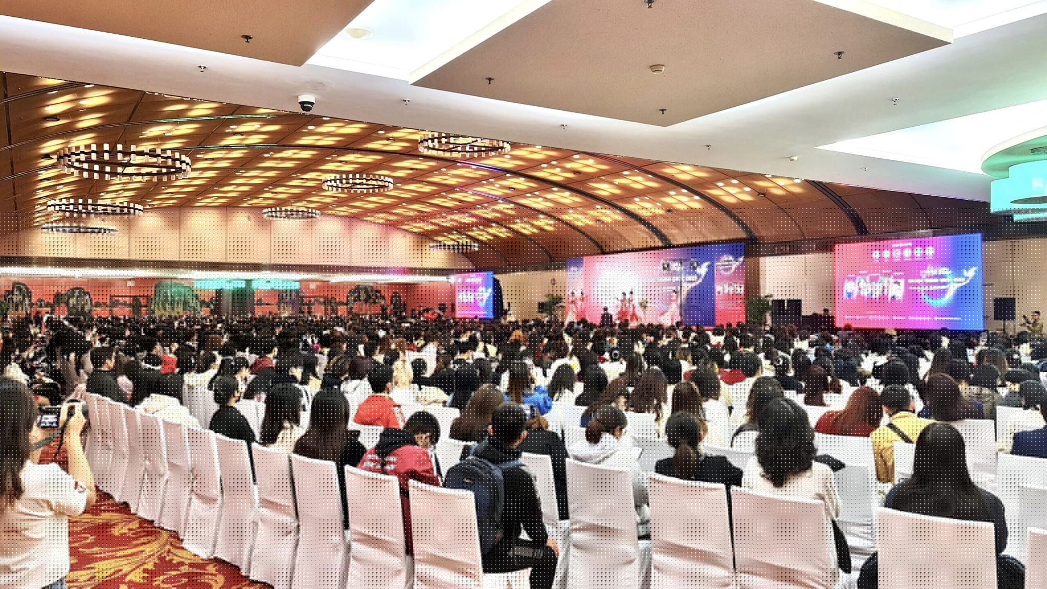 Trung Quốc dỡ bỏ biện pháp cách ly Covid-19, du học sinh Việt cần chuẩn bị gì?