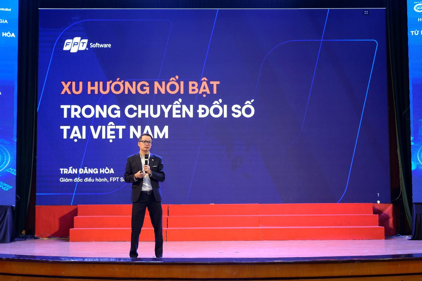 Tự động hóa bằng robot giúp xử lý hàng nghìn quy trình ngân hàng mỗi năm