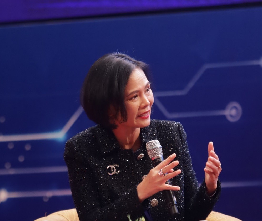 Tuần lễ Khoa học Công nghệ VinFuture 2022: Hành trình truyền cảm hứng từ các nhà khoa học nữ Tuần lễ Khoa học Công nghệ VinFuture 2022: Hành trình truyền cảm hứng từ các nhà khoa học nữ