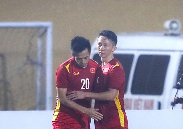 Tuyển Việt Nam: Những 