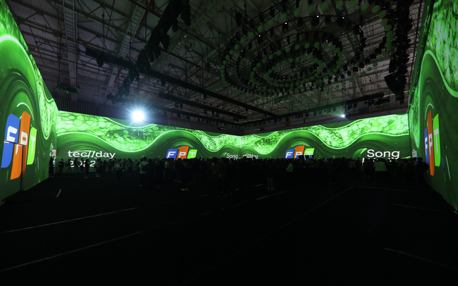 Ứng dụng nghệ thuật âm thanh và ánh sáng vào triển lãm công nghệ