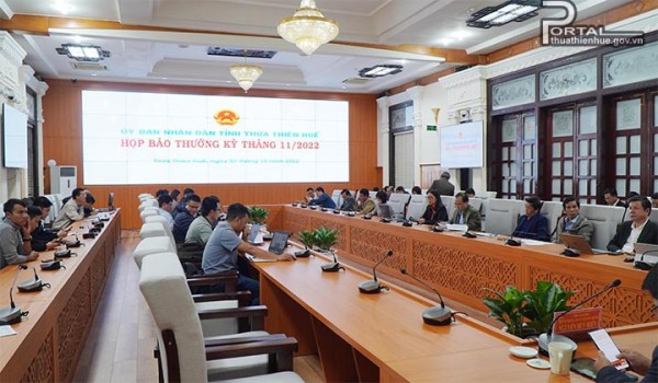 Vụ giáo viên bị đồng nghiệp Vụ giáo viên bị đồng nghiệp