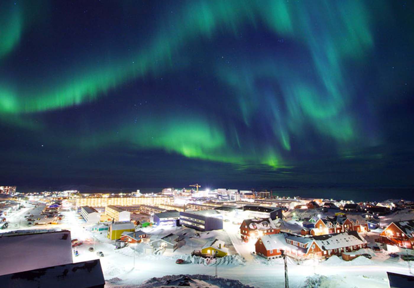 Điều ít biết về thị trấn ở tận cùng cực Bắc của Trái đất, nơi người dân "không được phép chết", sống thì nơm nớp lo sợ - Ảnh 2.