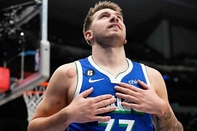 Dallas Mavericks cần học hỏi gì từ sai lầm của Cleveland Cavaliers trong quá khứ - Ảnh 7. Dallas Mavericks cần học hỏi gì từ sai lầm của Cleveland Cavaliers trong quá khứ - Ảnh 7.