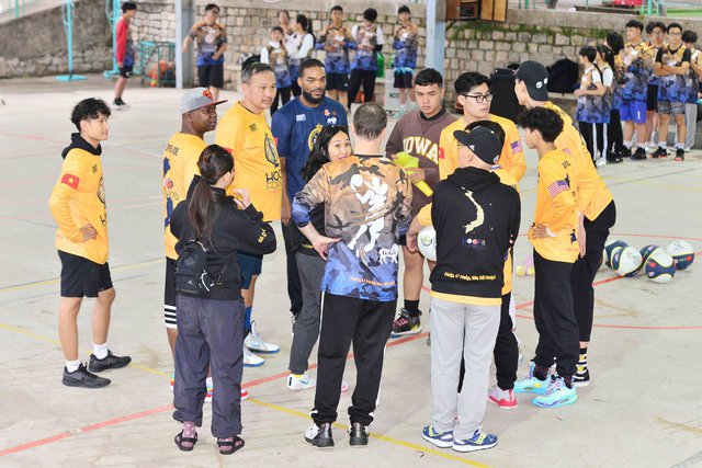 Hoop It Foward trở lại Việt Nam sau 2 năm tạm hoãn vì đại dịch - Ảnh 5. Hoop It Foward trở lại Việt Nam sau 2 năm tạm hoãn vì đại dịch - Ảnh 5.