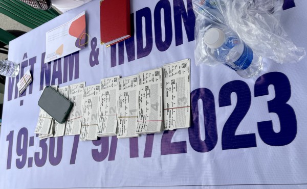 AFF Cup 2022: Sốt vé trận tuyển Việt Nam gặp Indonesia, phe hét giá gấp rưỡi