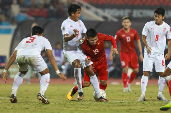 AFF Cup 2022: Thầy Park cần người chia lửa với Tiến Linh