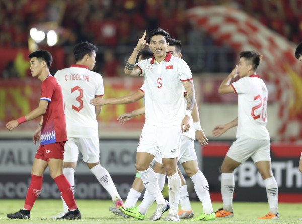 AFF Cup 2022: Trọng trách lớn lao chờ đón Đoàn Văn Hậu