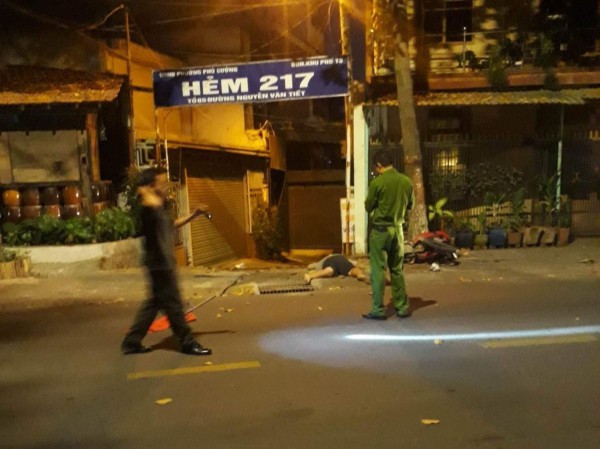 Bình Dương: Gặp tai nạn còn bị nhóm thanh niên đánh tới tấp, một người tử vong