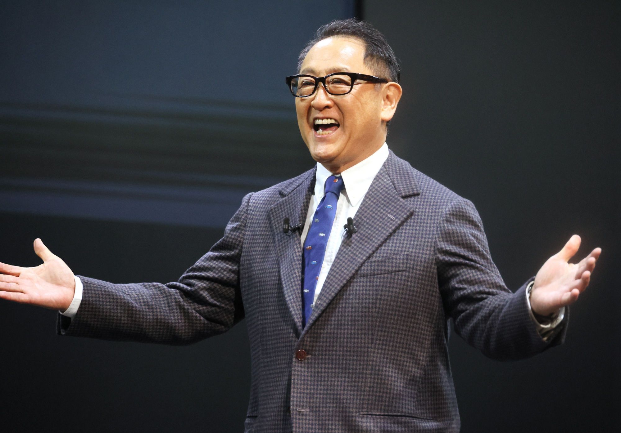 CEO Toyota từ chức CEO Toyota từ chức