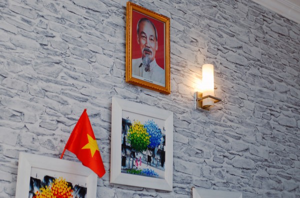 Chàng trai châu Phi dành 10 năm để xuất khẩu “hàng Việt Nam chất lượng cao" Chàng trai châu Phi dành 10 năm để xuất khẩu “hàng Việt Nam chất lượng cao"