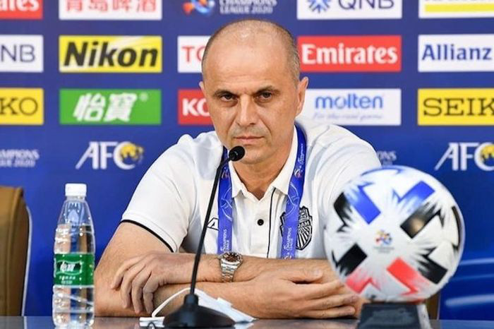 CLB Hà Nội có huấn luyện viên mới