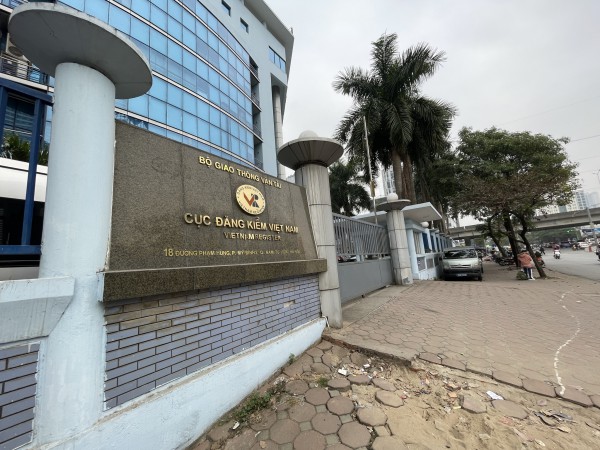Công an tiếp tục khám xét trụ sở Cục Đăng kiểm Việt Nam ở Hà Nội