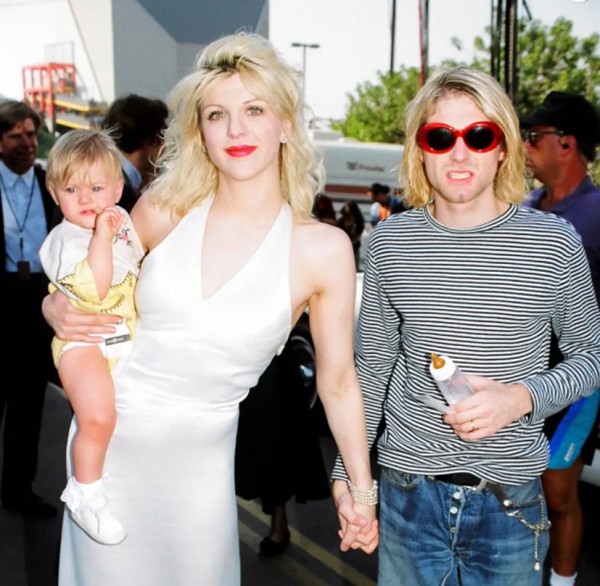 Courtney Love - vợ rocker Kurt Cobain - 