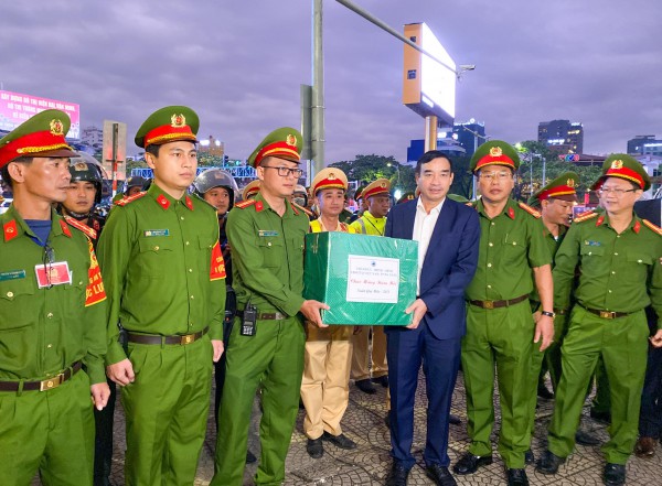 Đà Nẵng: Công an, bác sĩ tăng cường lực lượng làm nhiệm vụ đêm giao thừa