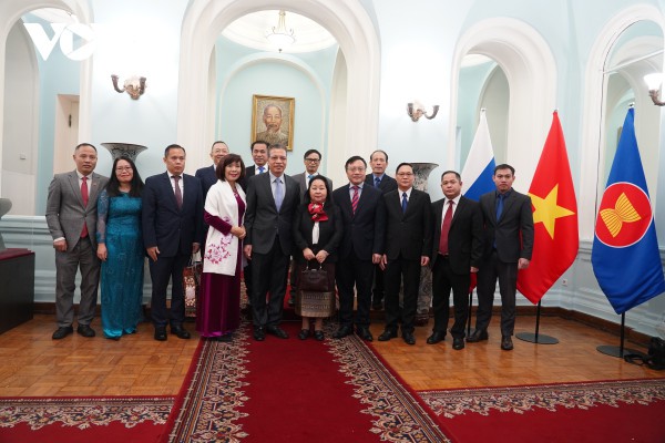 Đại sứ quán Lào tại Nga chúc Tết cổ truyền Việt Nam 