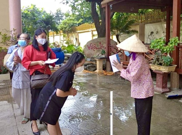 Dạy con xài tiền mừng tuổi hiệu quả