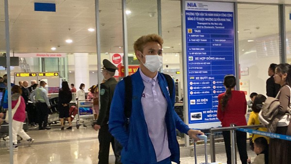 Dính chấn thương, tiền đạo số 1 tuyển Thái Lan vẫn đến Việt Nam