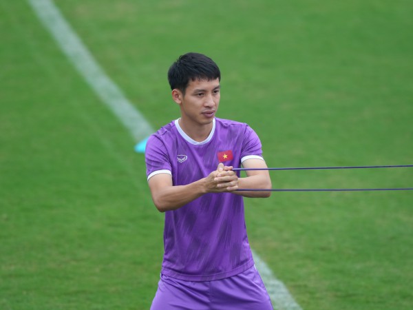 Đội trưởng tuyển Việt Nam: 