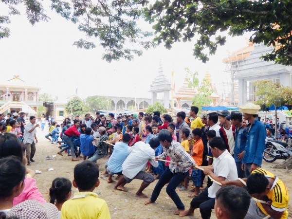 Đồng bào Khmer ăn tết Việt thế nào?