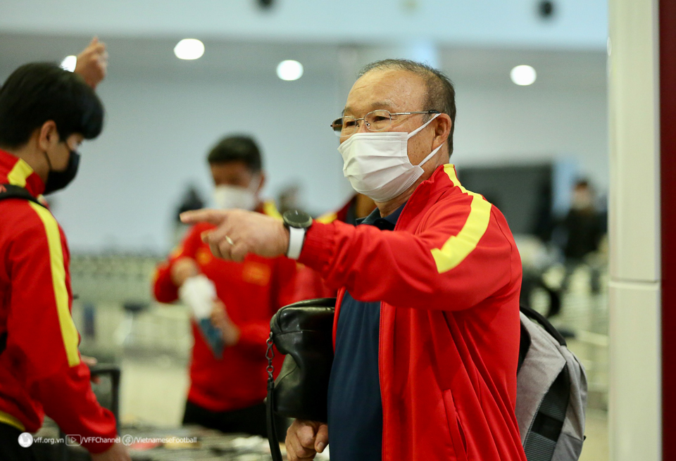 ĐT Việt Nam đã trở về Hà Nội, chuẩn bị tiếp đón Myanmar tại trận cuối vòng bảng