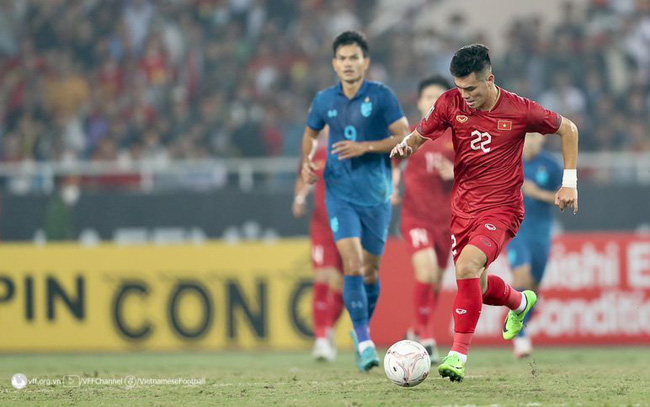 ĐT Việt Nam và ĐT Thái Lan hòa 2-2 trong trận chung kết lượt đi AFF Cup 2022 ĐT Việt Nam và ĐT Thái Lan hòa 2-2 trong trận chung kết lượt đi AFF Cup 2022