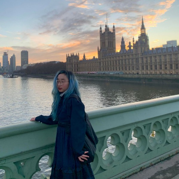 Du học sinh Việt ‘dạy’ bạn bè quốc tế... chơi tết