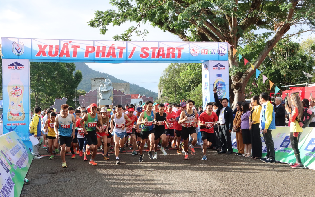 Giải Vô địch quốc gia Việt dã leo núi “Chinh phục đỉnh cao Bà Rá” lần thứ 28 Giải Vô địch quốc gia Việt dã leo núi “Chinh phục đỉnh cao Bà Rá” lần thứ 28