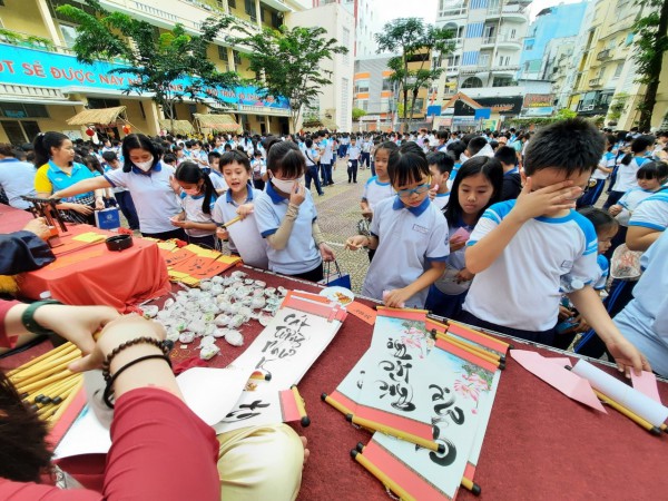 Giúp học sinh trở lại nhịp sống học đường sau tết