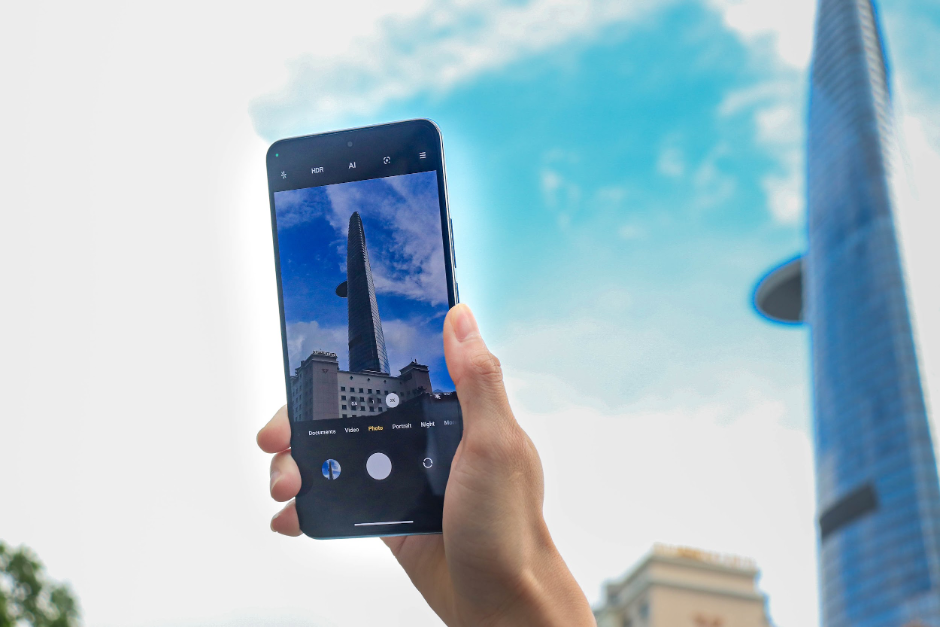 Hàng loạt smartphone giảm giá mạnh đón Tết Nguyên đán