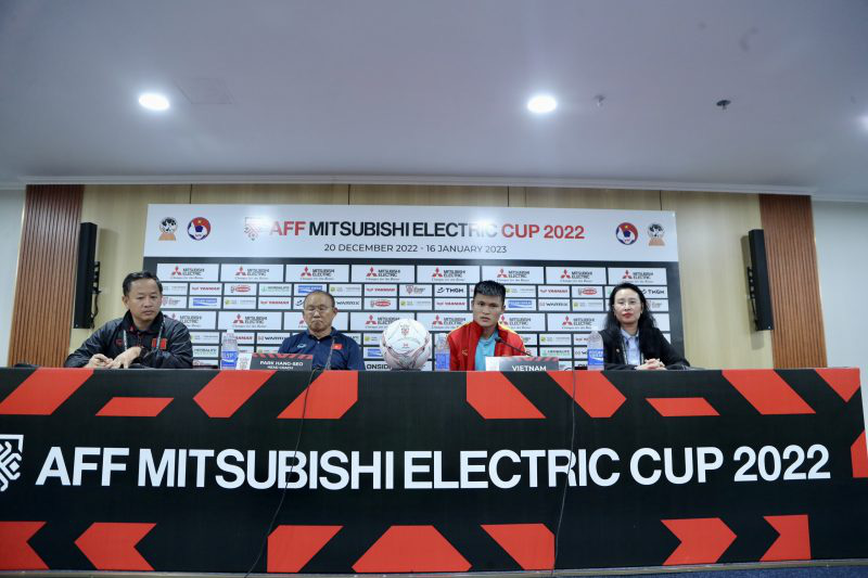 HLV Park Hang-seo cảm ơn các cầu thủ vì sự nỗ lực