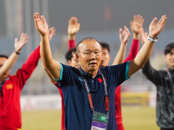 HLV Park Hang-seo nhận tin cực vui trước chung kết AFF Cup gặp người Thái